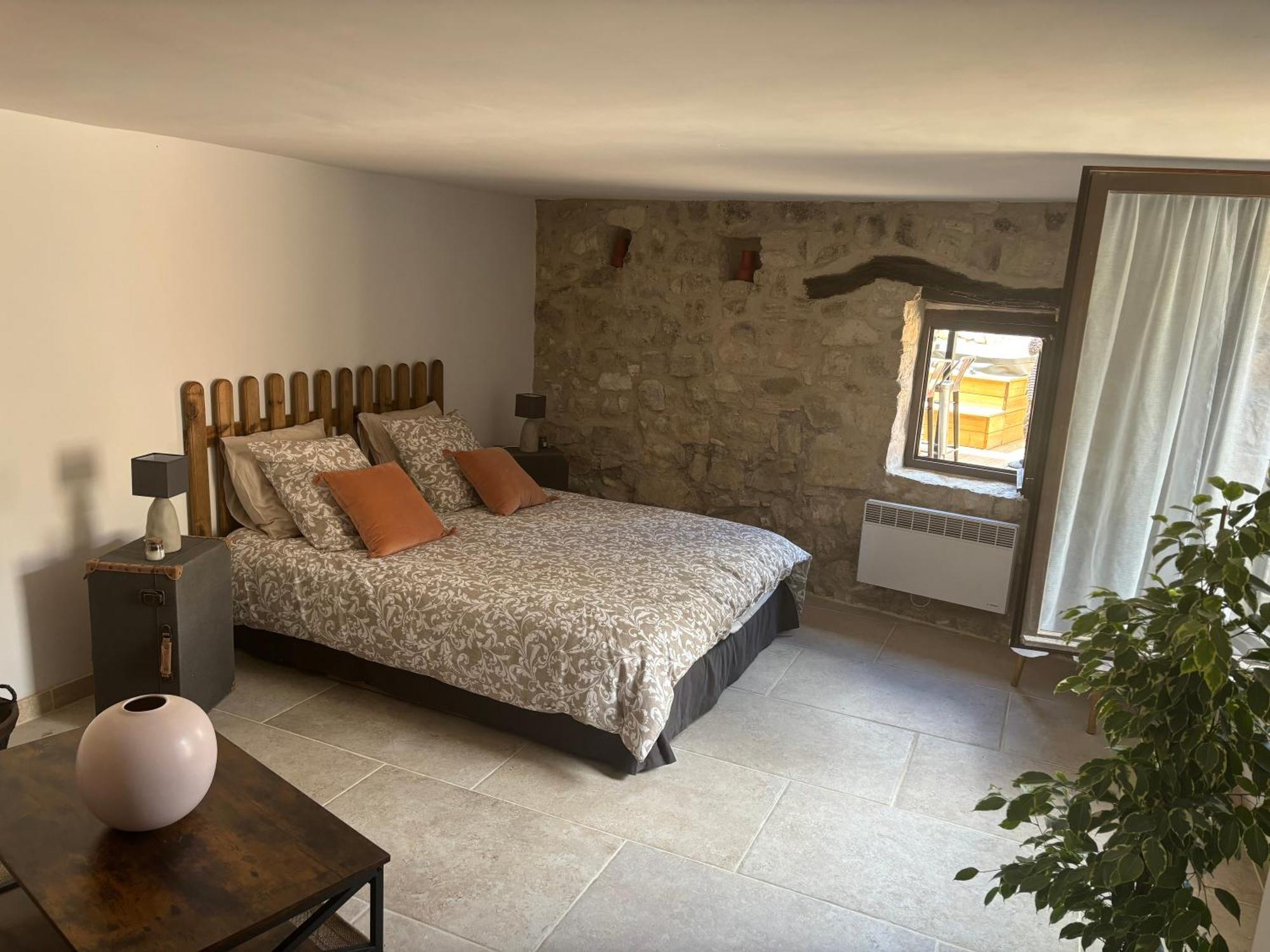 Chez Daniele Chambre Avec Jacuzzi Et Terrasse Privee Murs  Exteriör bild